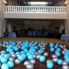 100 air filled balloons